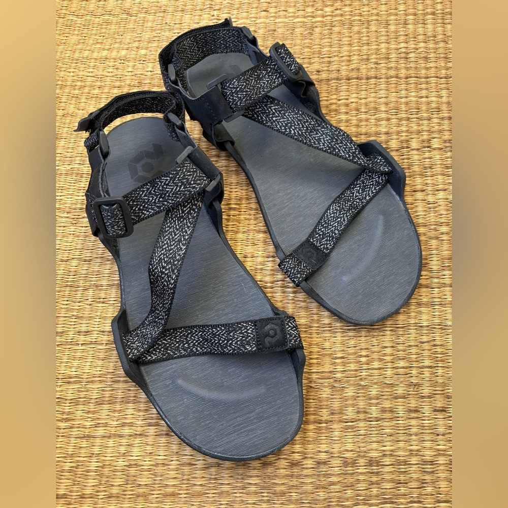 Pulltop Men's Wide Barefoot Sandals - Minimalist | Zero Drop | Ultralight...